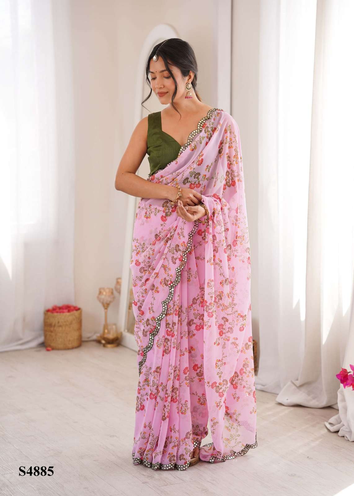 Mahotsav Aamani Georgette Printed Saree