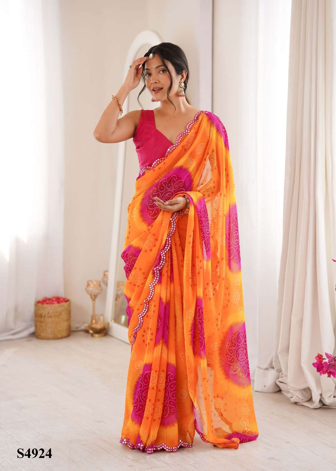 MAHOTSAV EESHA Georgette Printed Sarees