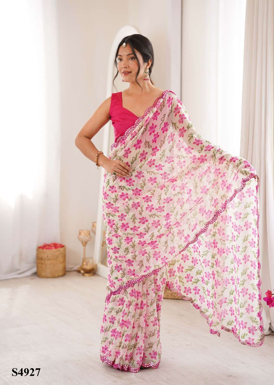 MAHOTSAV EESHA Georgette Printed Sarees