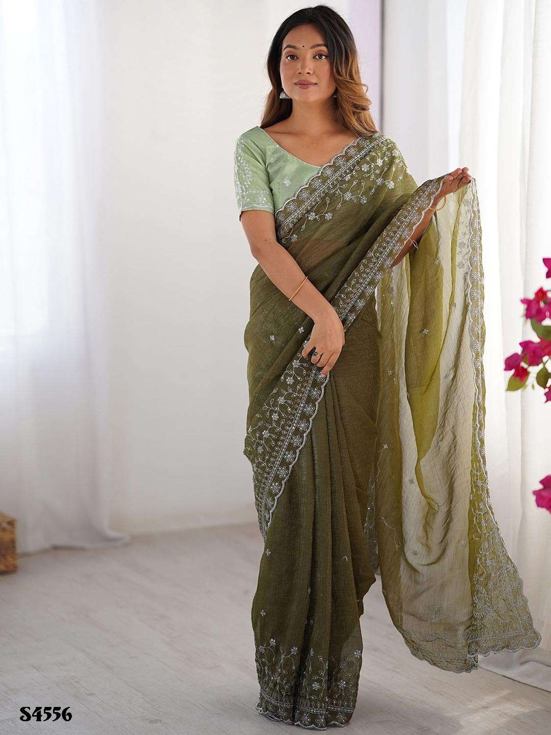 Mahotsav Manira