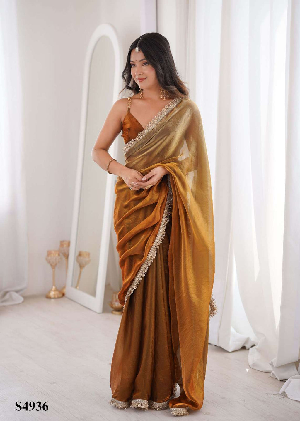 MAHOTSAV SIYA Fandy Satin Printed Saree