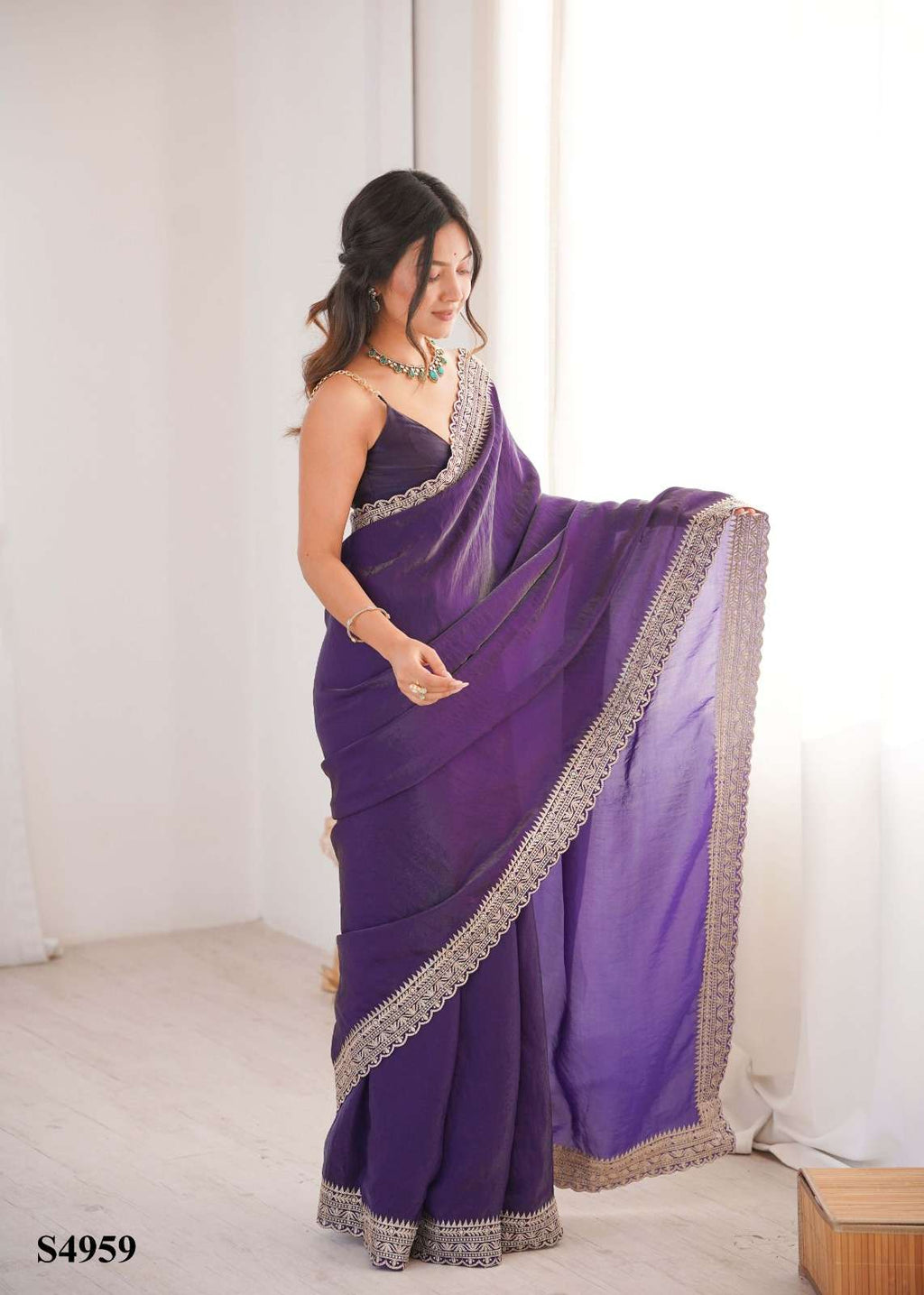 MAHOTSAV TINA Fandy Satin Premium Saree