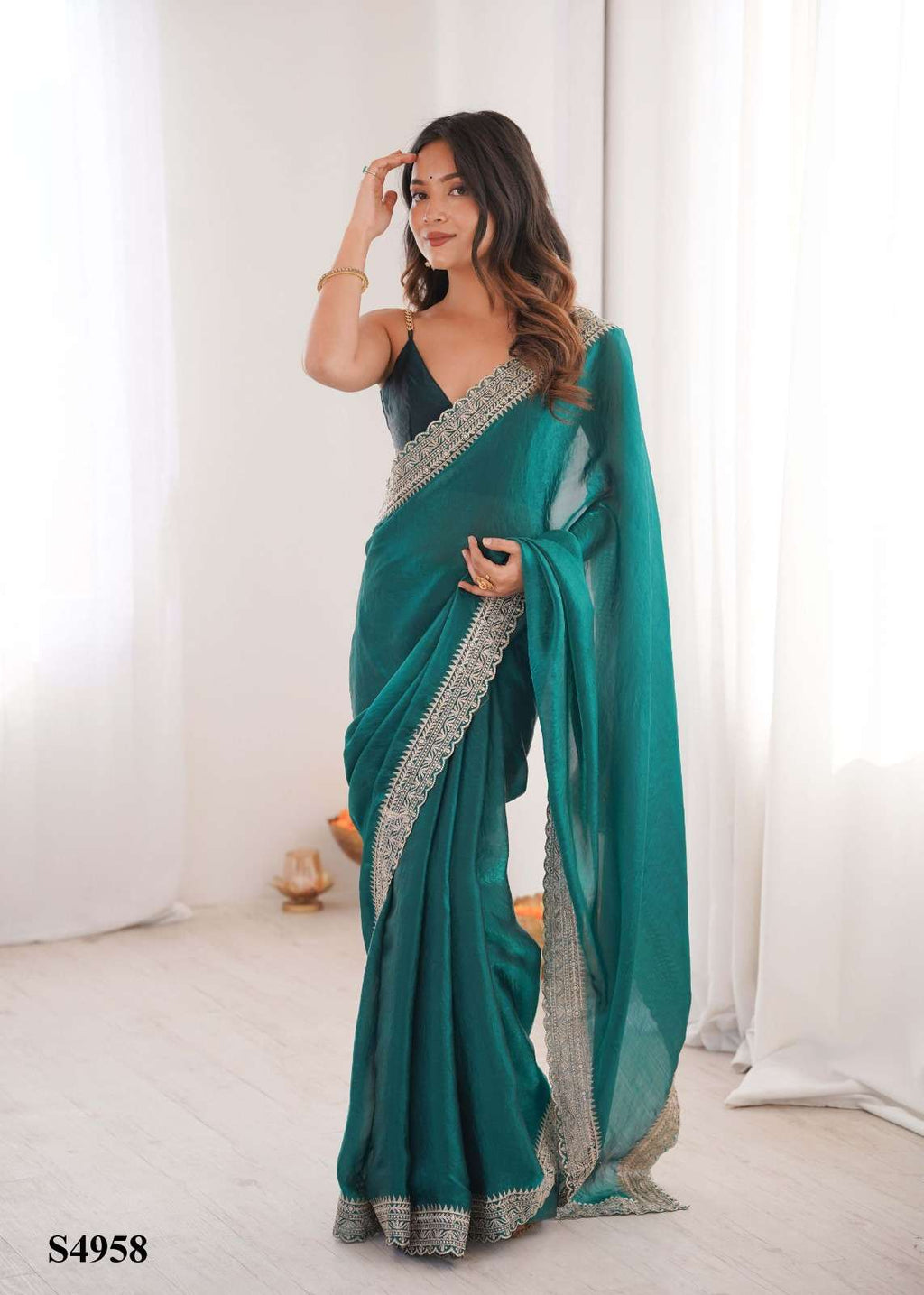 MAHOTSAV TINA Fandy Satin Premium Saree